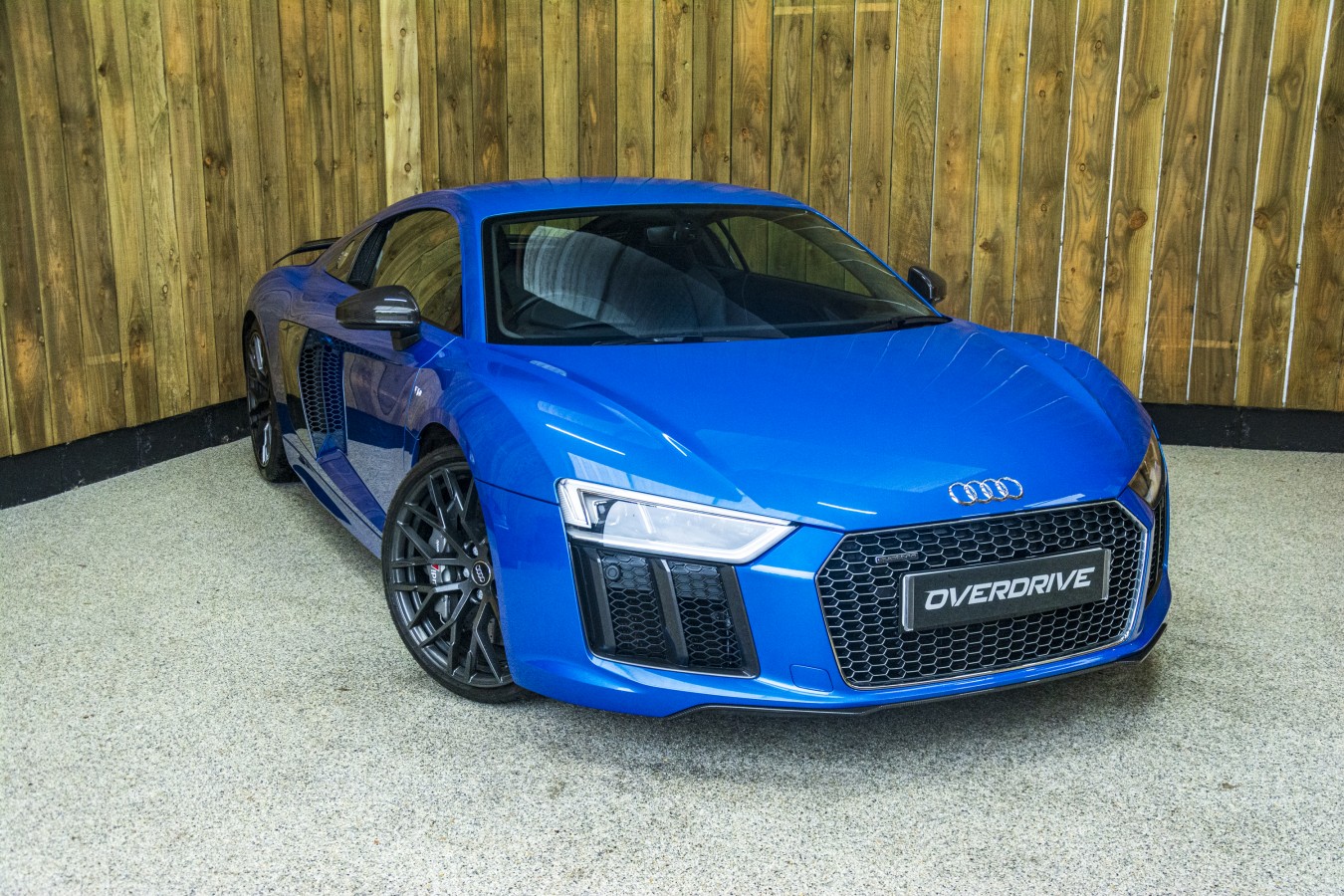 Audi R8 V10 PLUS