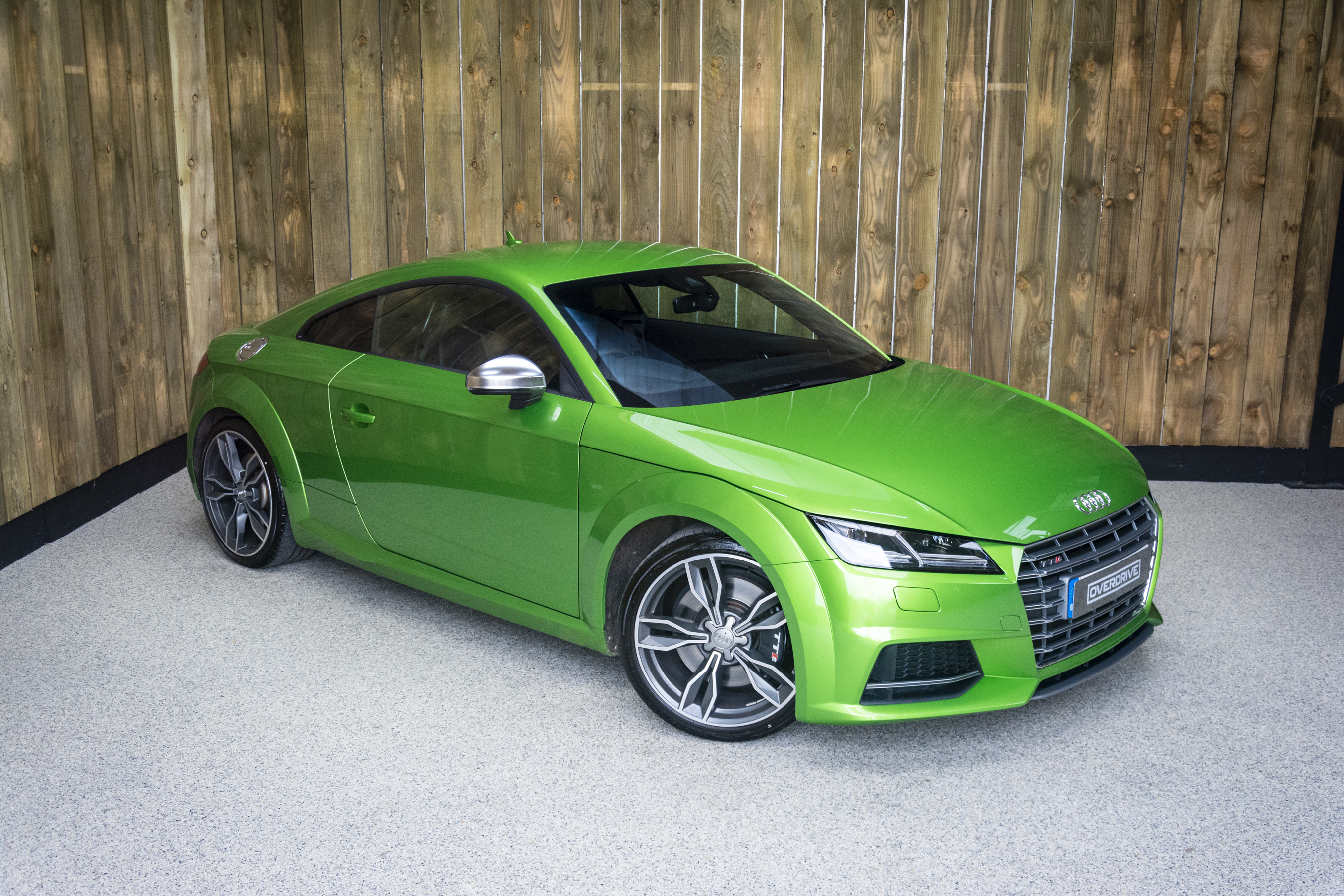 Audi  TTS